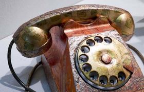 telefono-con-decoupage—stamperia-by-box